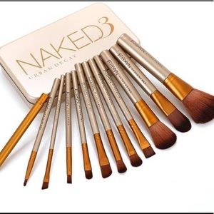 Naked 3 Urban Decay Power Brushes